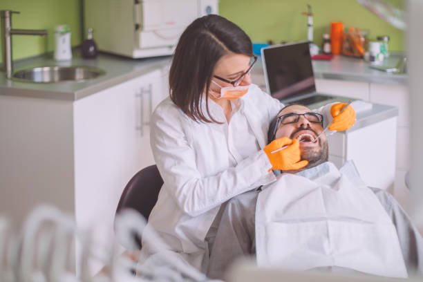 Best Emergency Treatment for Dental Infections or Abscesses in Three Lakes, FL